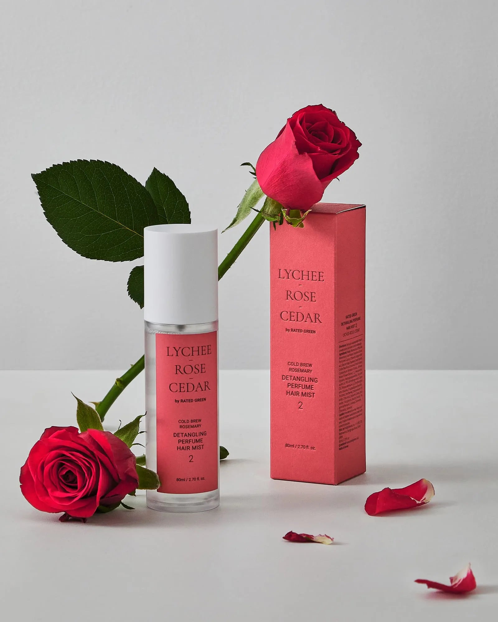 Mist vegan pentru descurcarea părului Rated Green Detangling Perfume Hair Mist 02 (LYCHEE-ROSE-CEDAR) 80ml