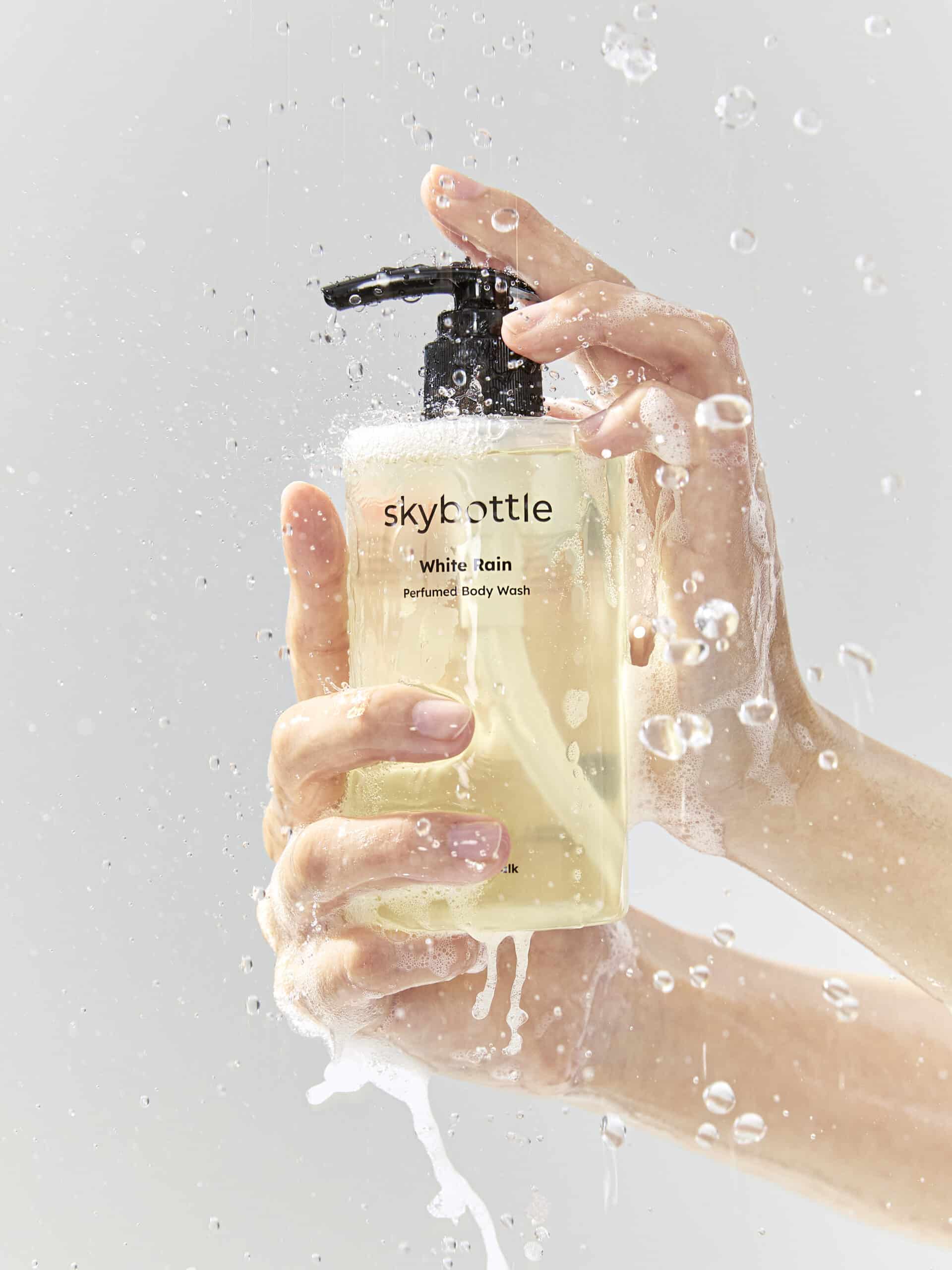 Gel de duș cu parfum de nișă Skybottle White Rain Perfumed Body Wash 300 ml