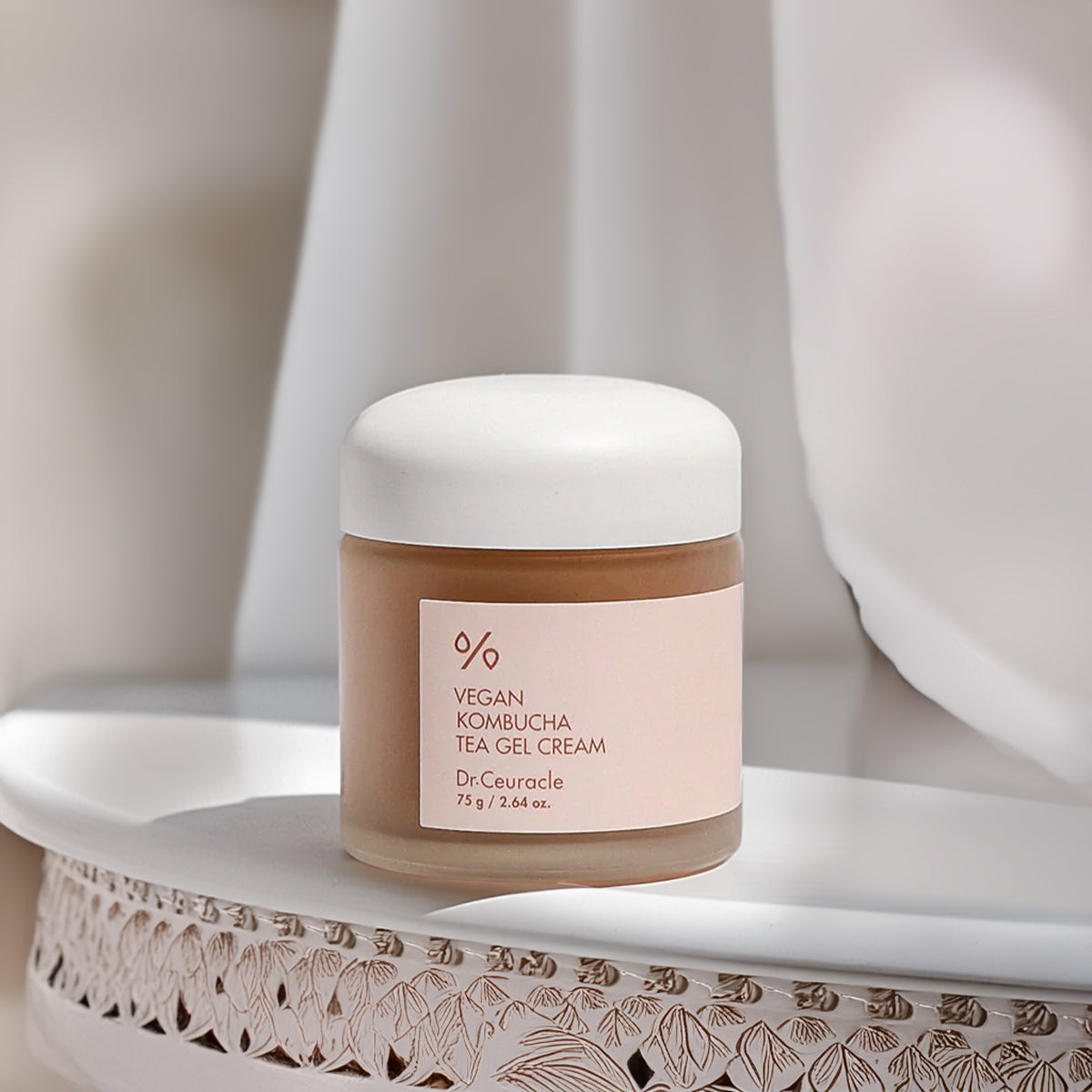 ＣＱ3.クリーム Gel cremă Dr. Ceuracle Vegan Kombucha Tea Gel Cream 75g – SoYoung
